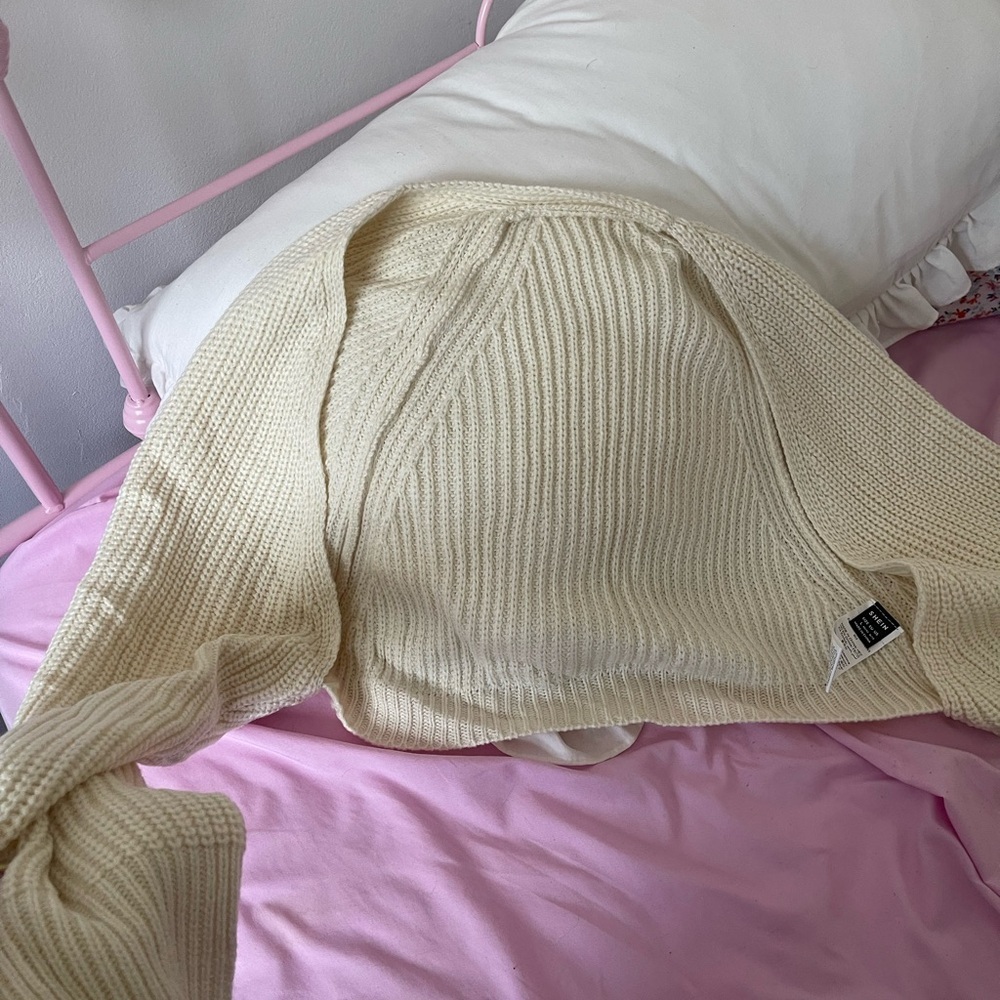 SHEIN Cream Shrug Sweater with Ribbed Knit Texture - Picture 3 of 4